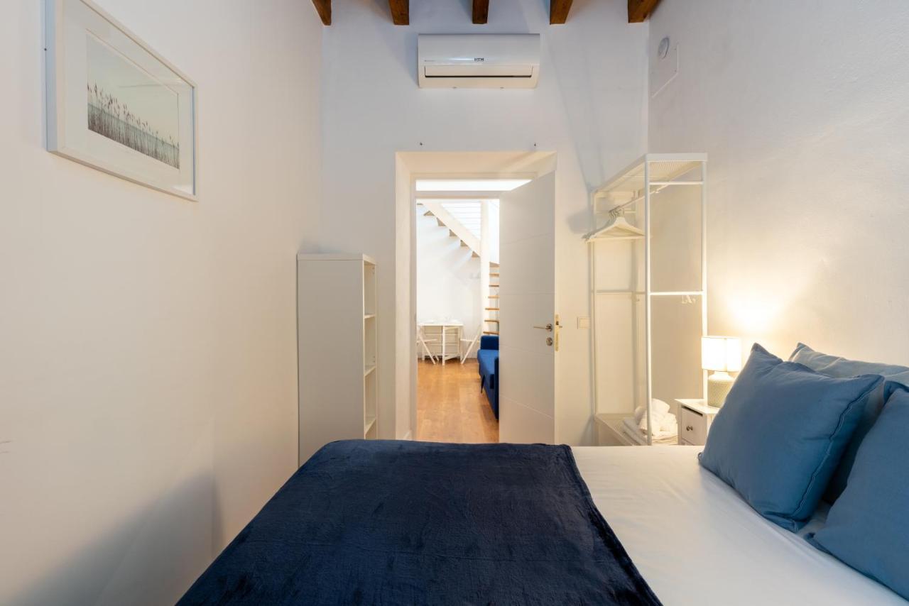 Apartmán Holi-Rent Gonzalez Cuadrado Sevilla Exteriér fotografie